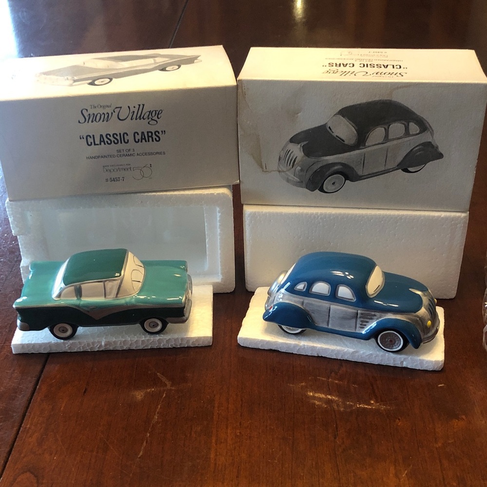Two “Classic Cars “ Snow Village Department 56/#5457-7  no 3rd car